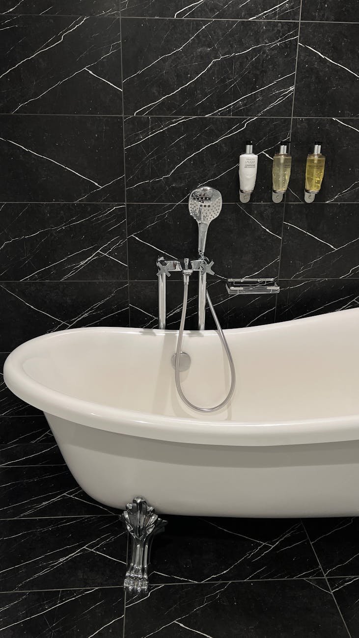 freestanding bath design ideas for glasgow bathrooms