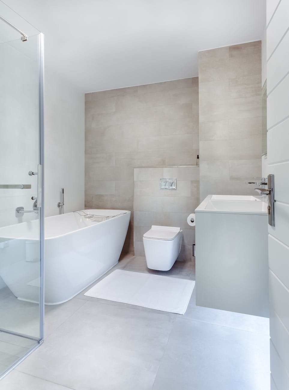 best mirror styles for modern glasgow bathrooms