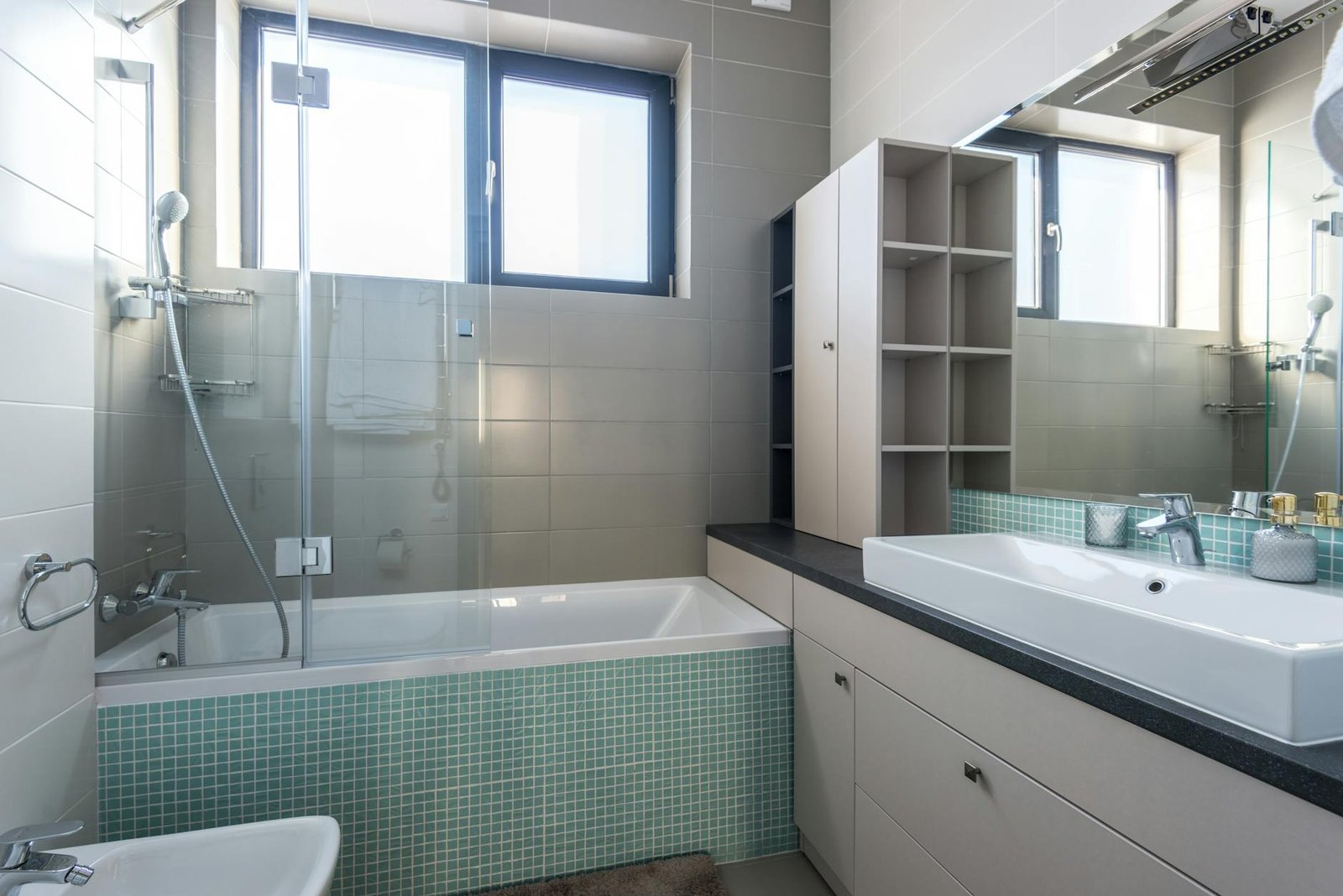 Effective Bathroom Design Solutions for Basement Flats in Glasgow